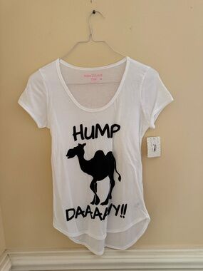 Rebellious One "Hump Day" Camel Graphic Tee - Women's Size Small